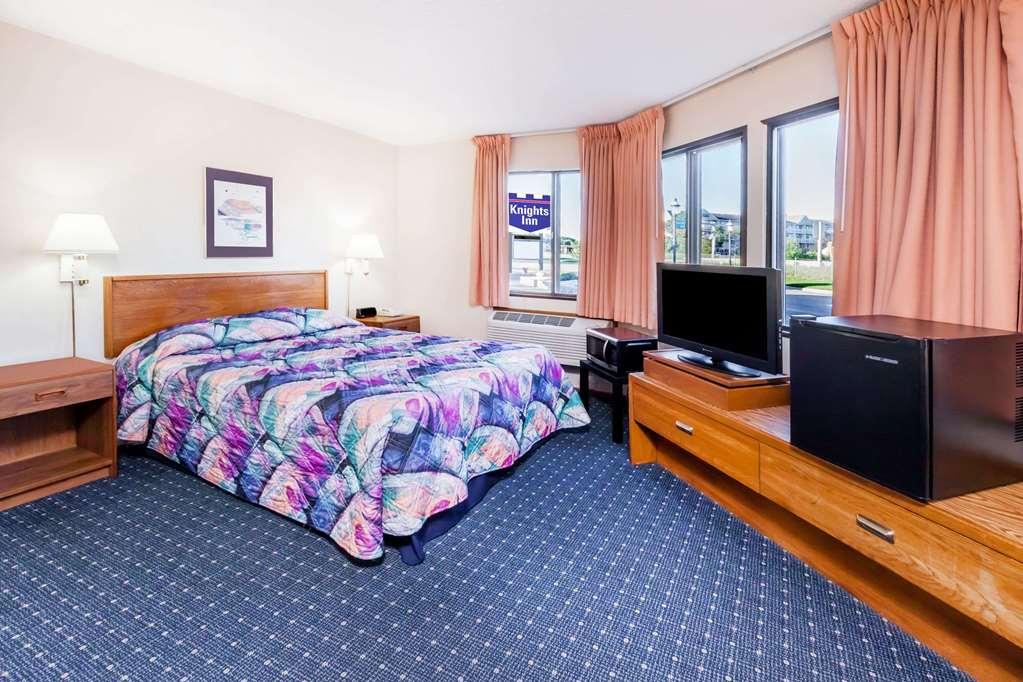 Knights Inn Mackinaw City Pokój zdjęcie