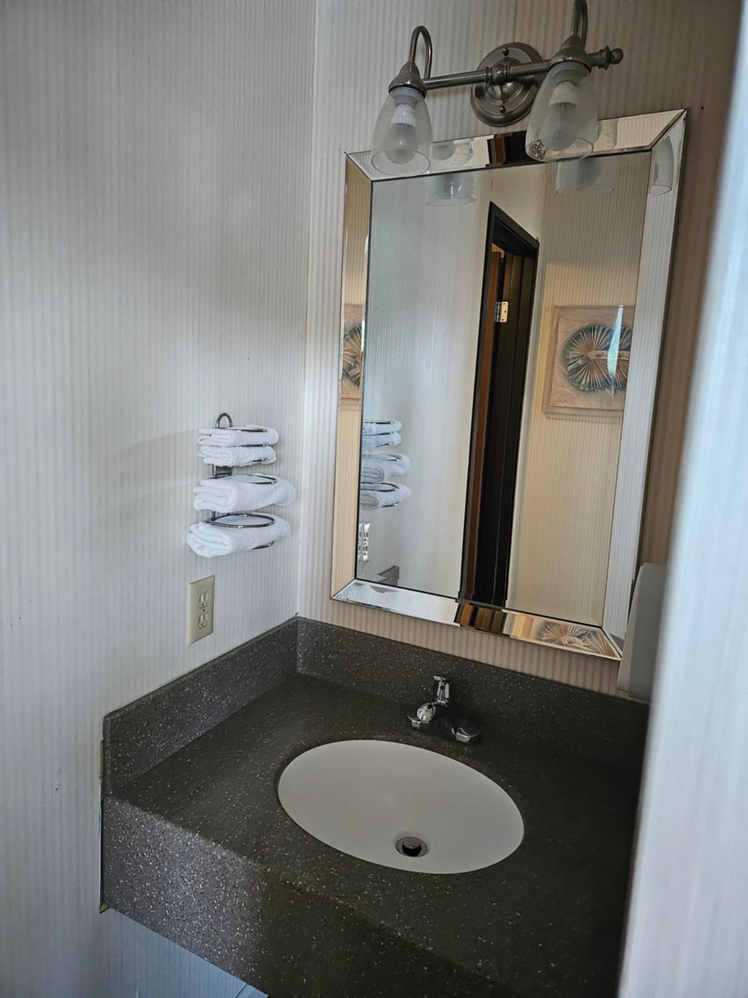 Knights Inn Mackinaw City Zewnętrze zdjęcie